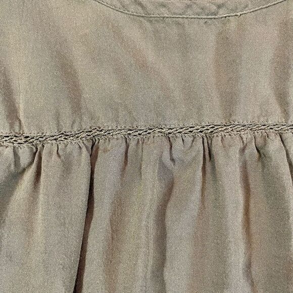 Ann Taylor LOFT Army Green Babydoll Pleated Blouse Medium - Picture 6 of 11